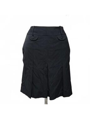 Ann Taylor LOFT Black Pleated Skirt Size 6 Petite
